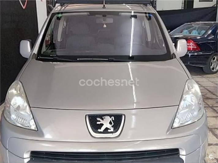 PEUGEOT Partner Tepee Premium 1.6 HDi